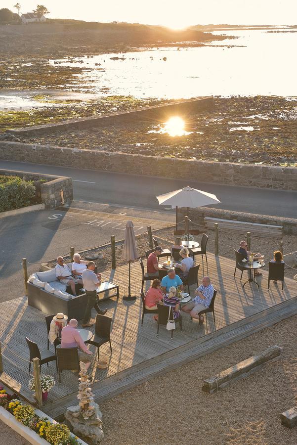 Driftwood Inn Saint Saviour Restoran fotoğraf